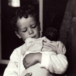 Grand frère et petit bébé